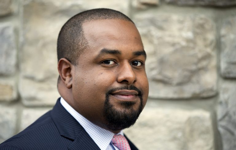 Obama nurtures his faith away from the spotlight