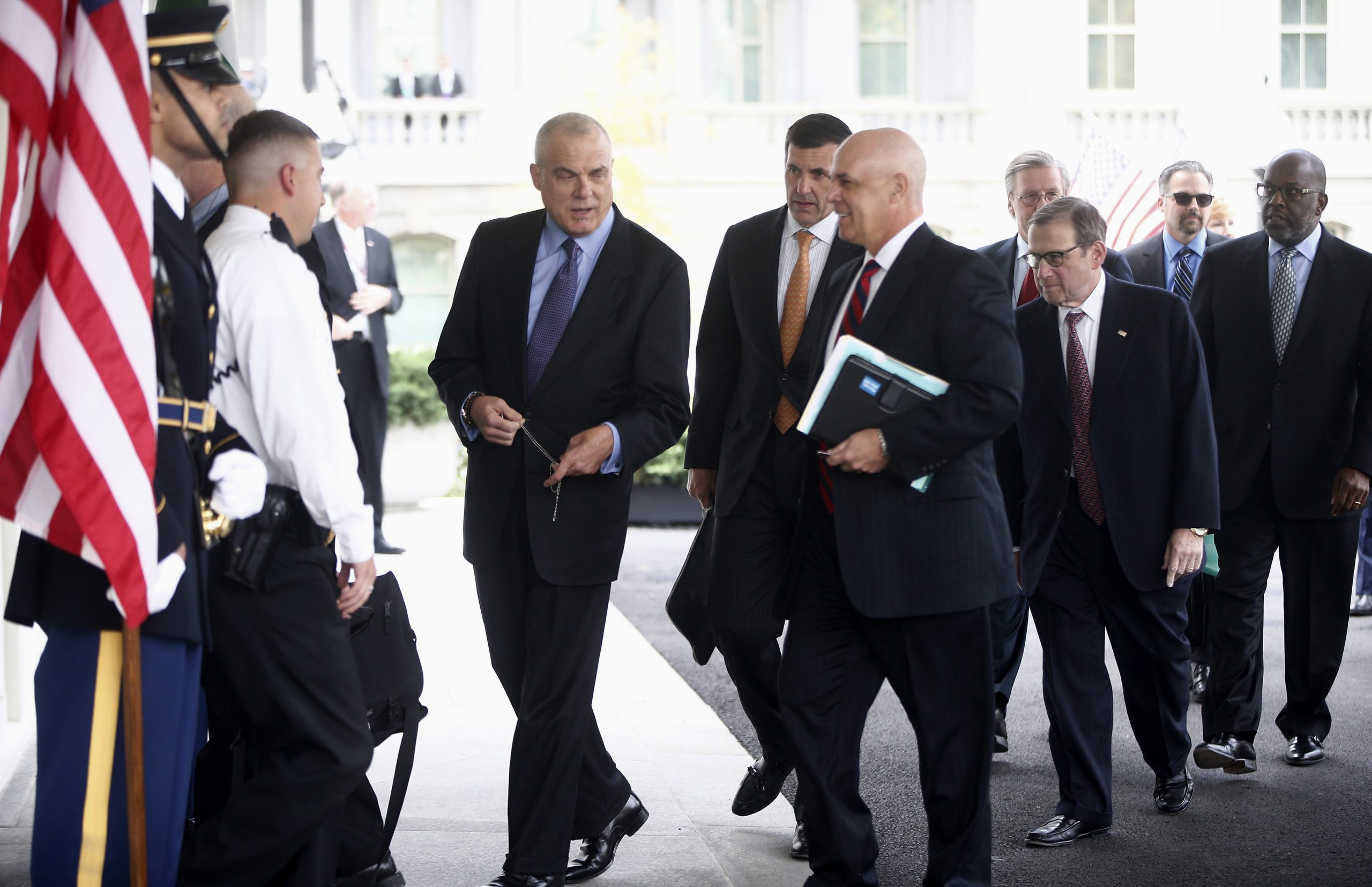 White House looks to boost Obamacare enrollment after meeting with health CEOs