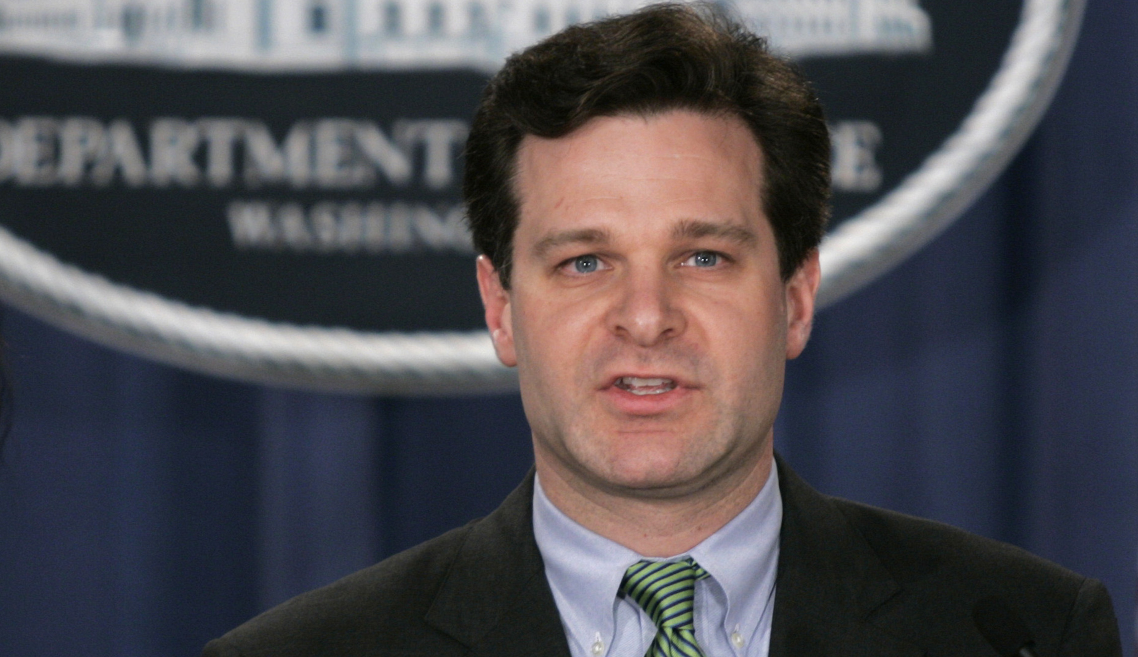Trump to nominate Christopher Wray, former assistant attorney general, to lead FBI