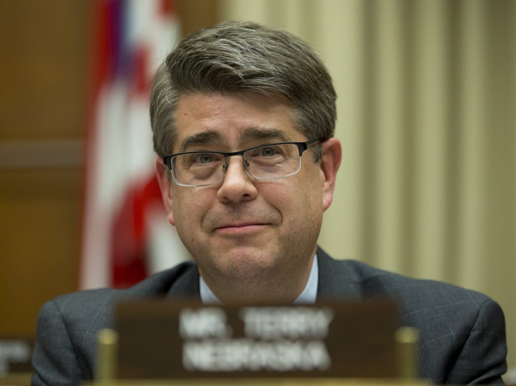 Poll: Rep. Lee Terry topping primary challenger