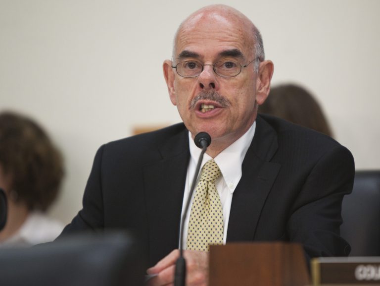 The latest wrinkle in the ongoing debate over network neutrality comes from Rep. Henry Waxman, D-Calif., who suggests the FCC adopt a 