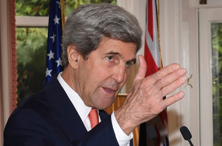 Kerry met with the Iran-backed Houthis and the Sultan of Oman to rally support for the U.N. roadmap. (Mark Ralston/Pool Photo via AP)