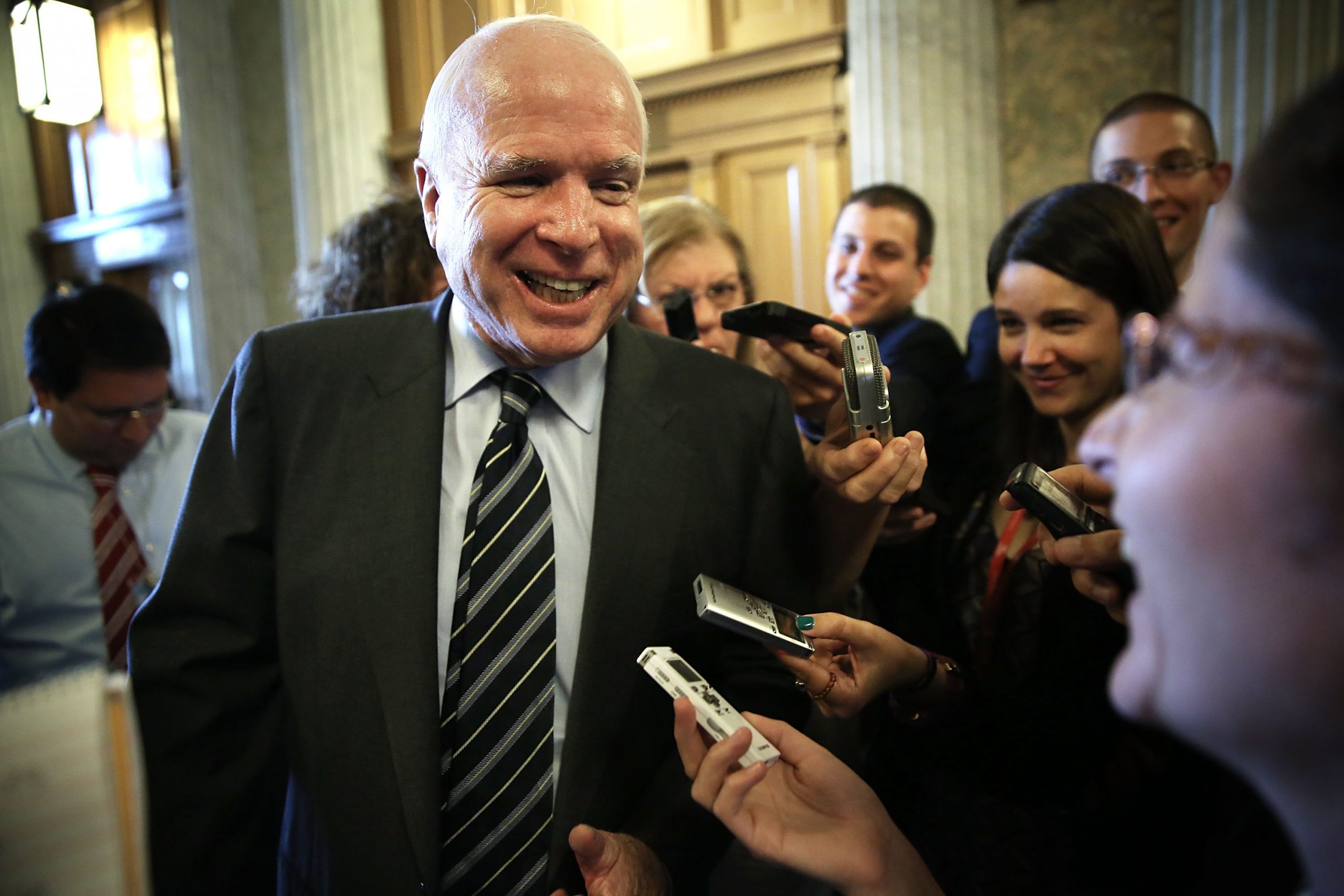 John McCain taps Arizona political veterans for re-election team