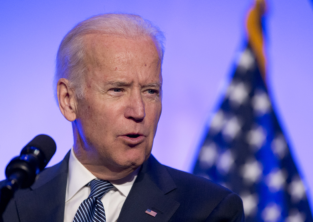 Biden misleads on wage growth