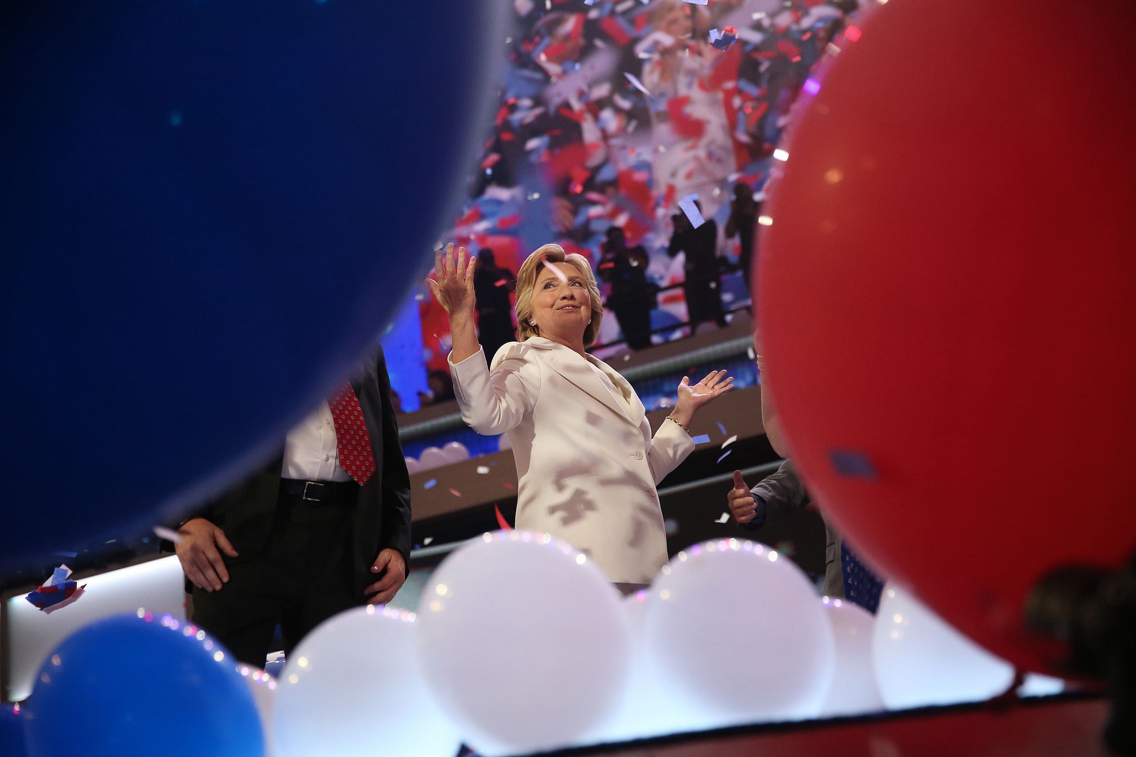 Clinton sees sizable gains after convention in new poll