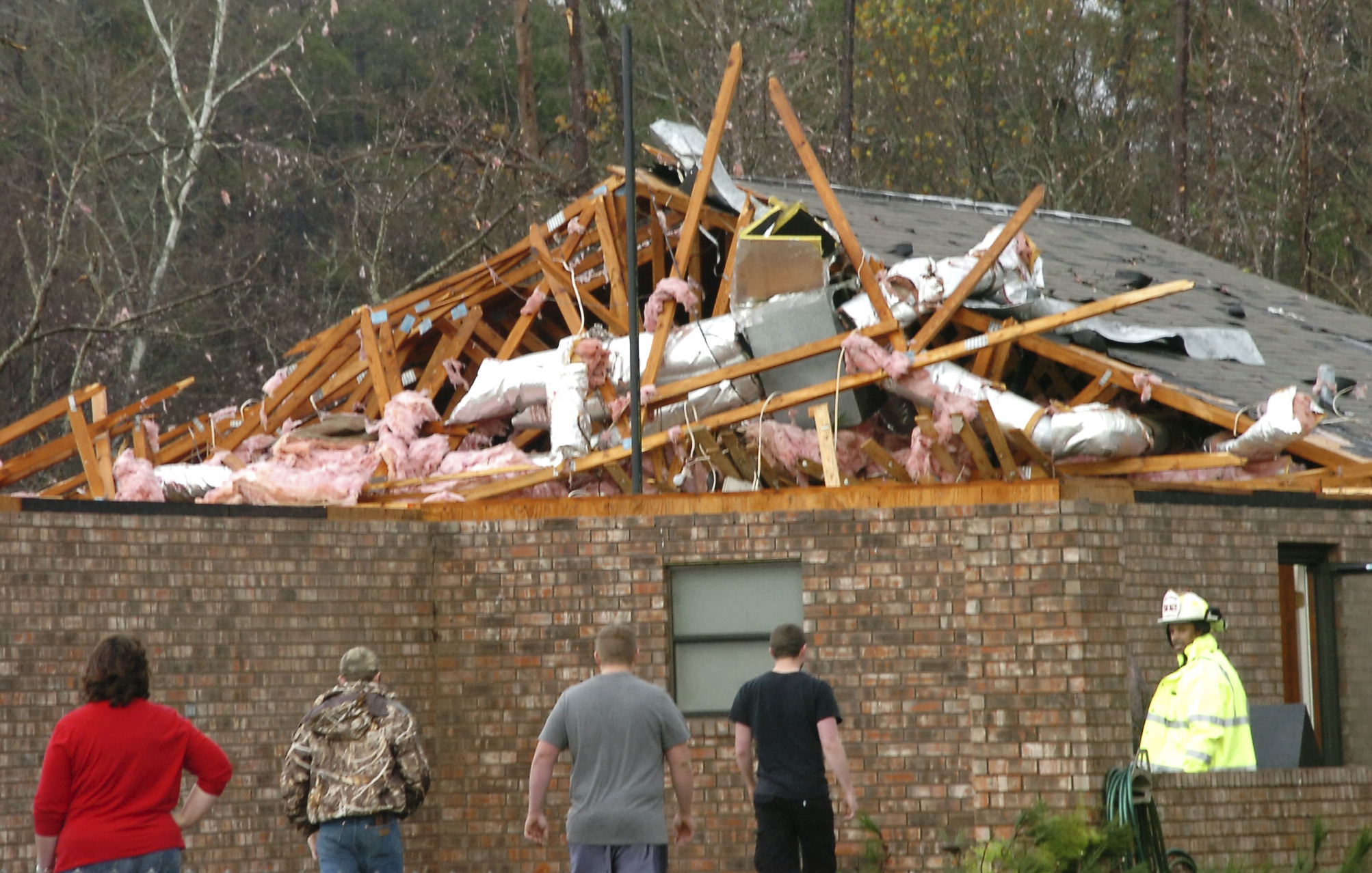 Christmas storms all over US blamed for 2 deaths