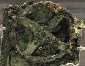 The Antikythera Device