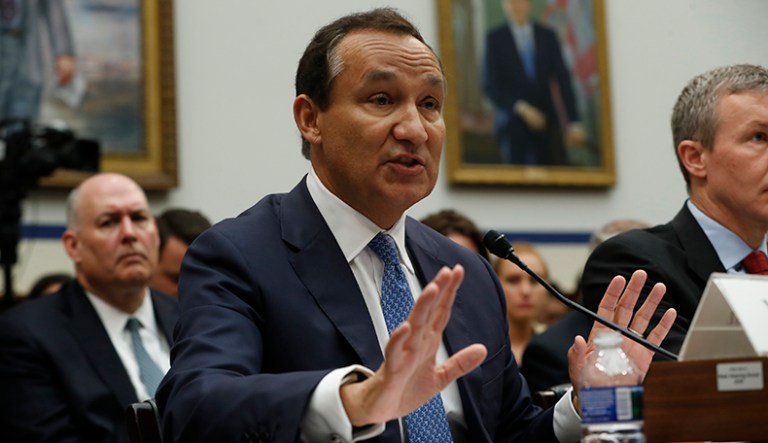 United Airlines CEO Oscar Munoz testifies before a House panel hearing that his airline will not look to remove someone from a flight after they are seated on the plane. (AP Photo/Pablo Martinez Monsivais)