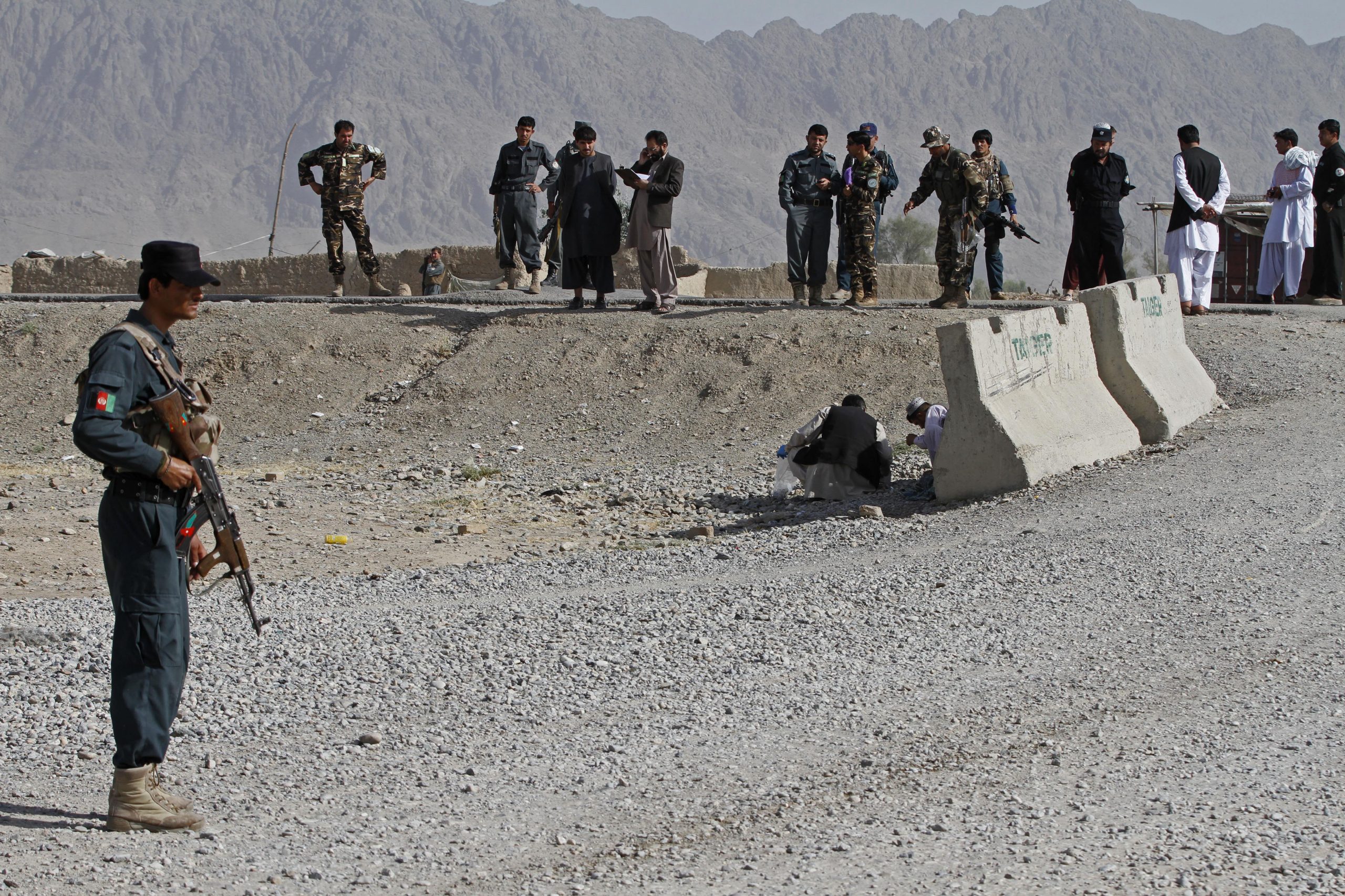 US peace envoy pushes to isolate Taliban should they take power by force
