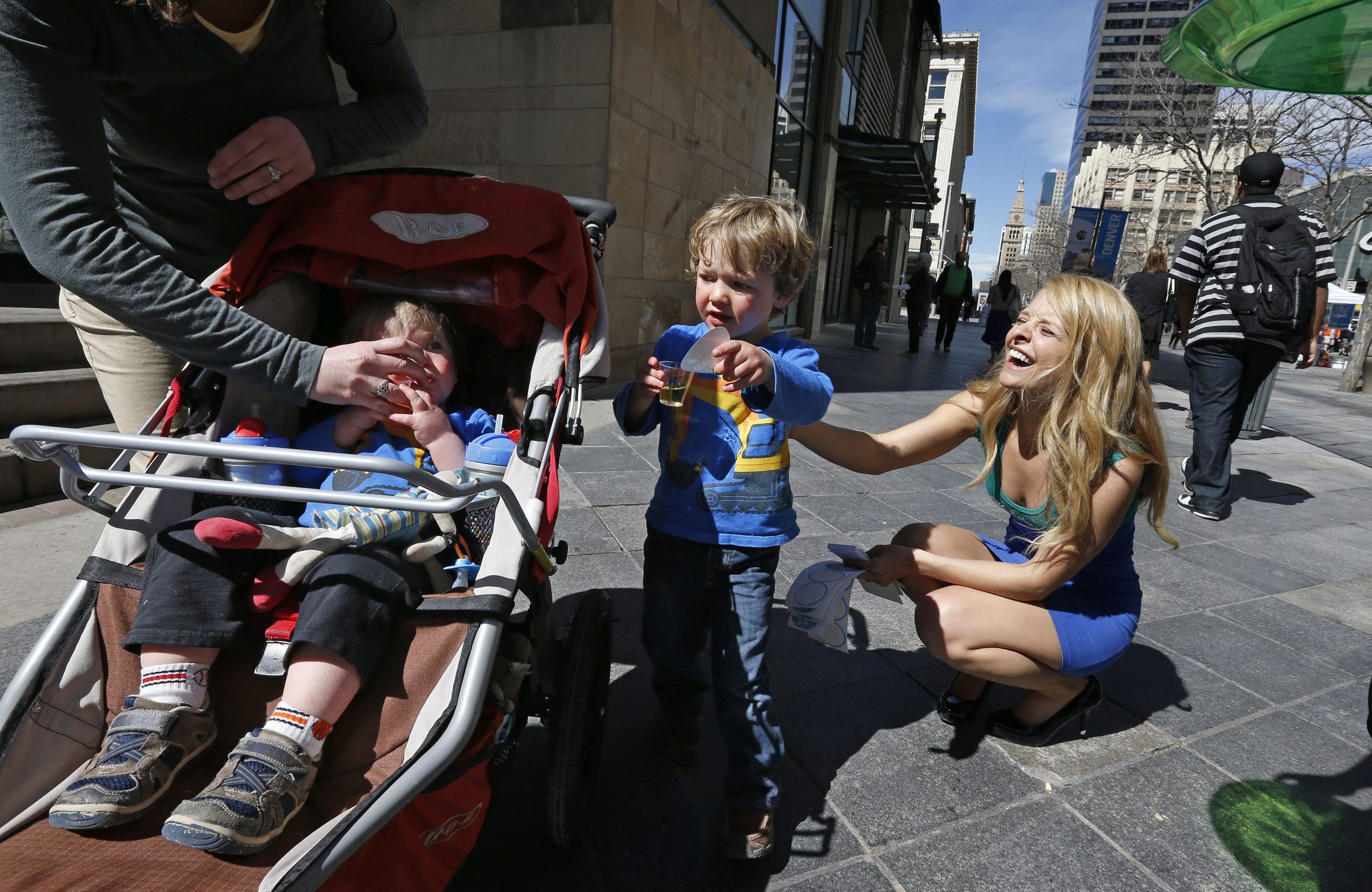 Campaign seeks more young Coloradans for insurance