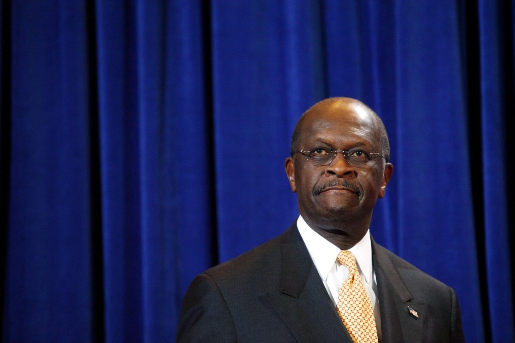 Cain flatly denies sexual harassment charges