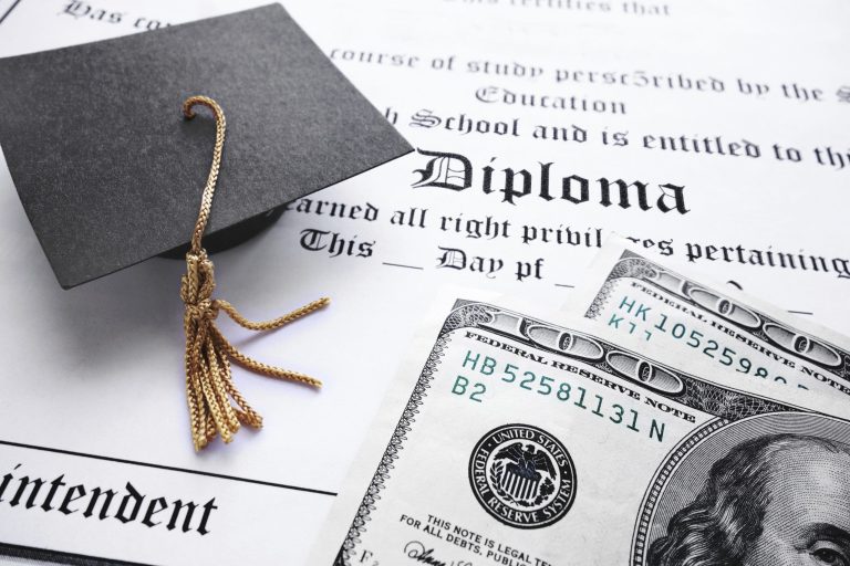 With overall student debt in the U.S. at more than $1 trillion, many lawmakers are pushing legislation to lower graduatesÃ¢â¬â¢ repayment costs. (Thinkstock)