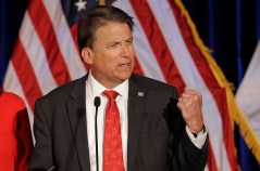 Outgoing NC governor signs law limiting Dem successor’s power