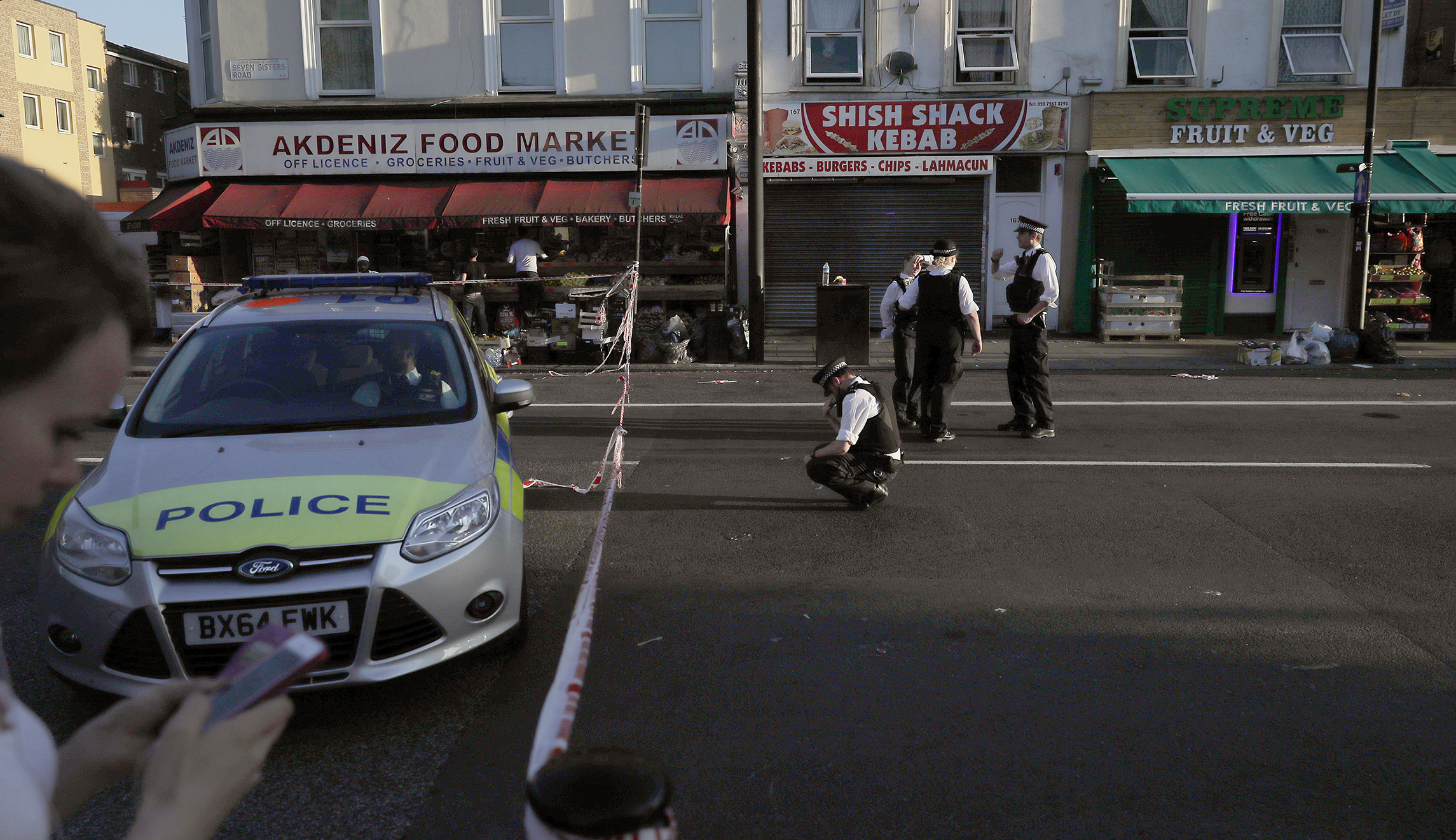 One dead, 10 wounded after van rams worshippers leaving London mosque