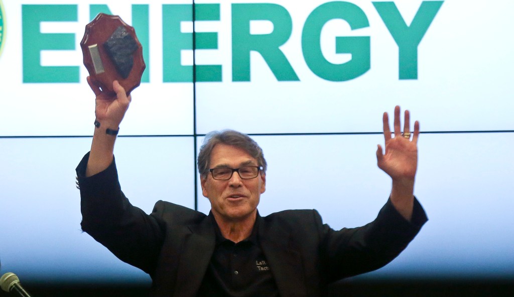 Top regional grid operator says Rick Perry’s plan to save coal would ‘sledgehammer’ power markets