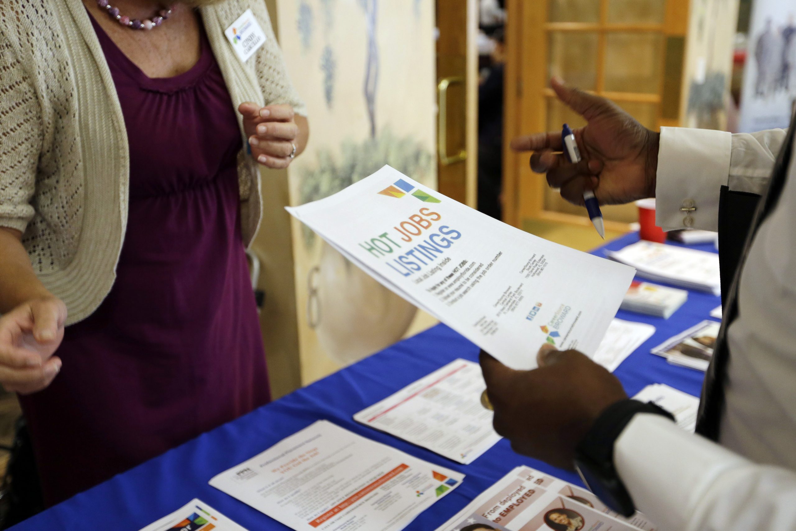 Still-low jobless claims bounce back to 269,000