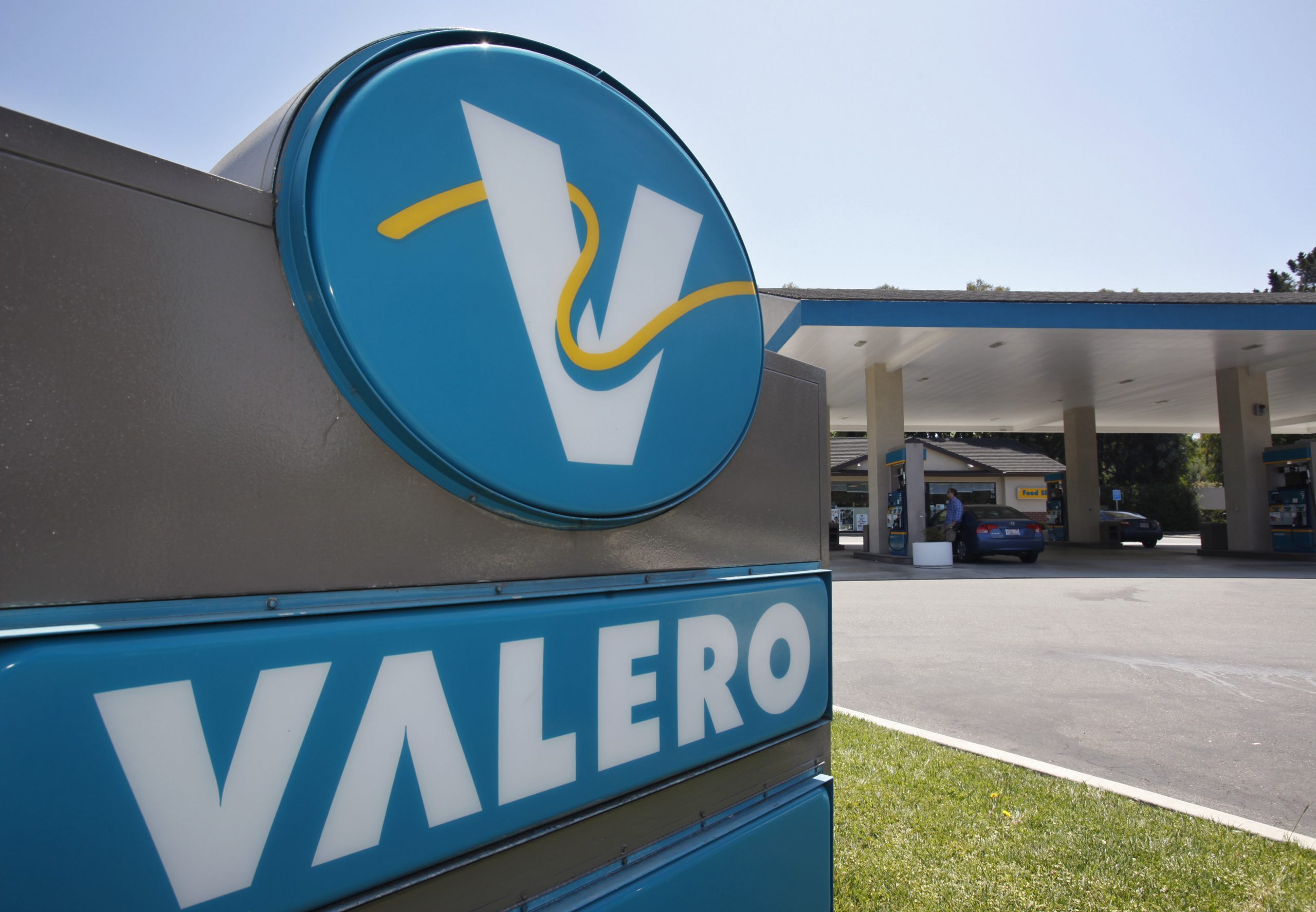 Regulations mean profits for refiners like Valero — but uneasy profits