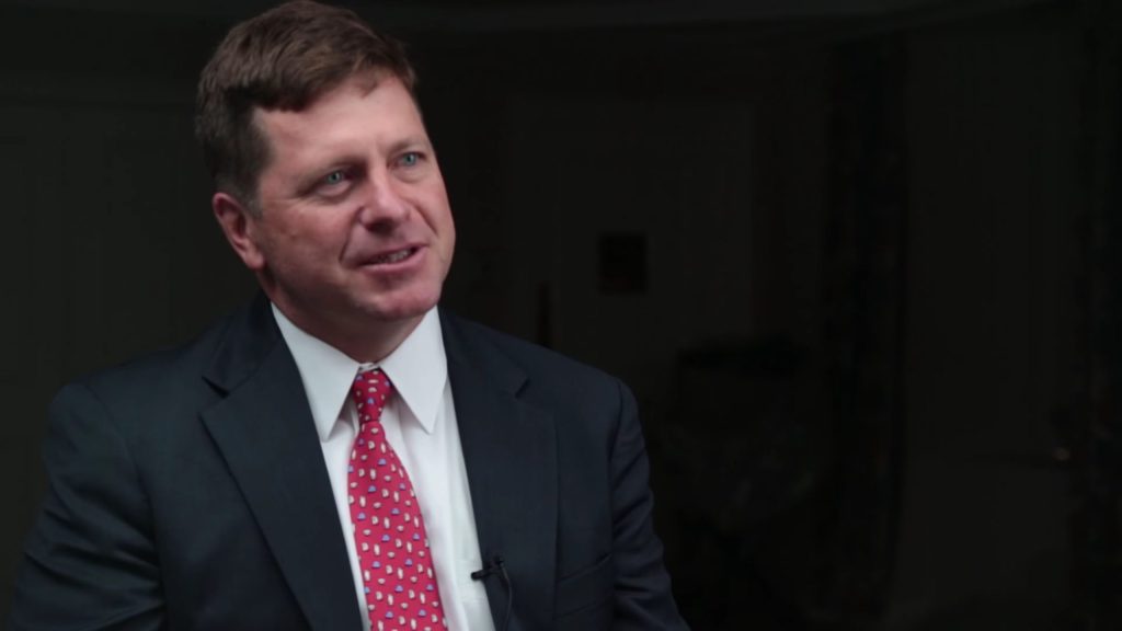 Trump taps top Wall Street lawyer Jay Clayton for SEC