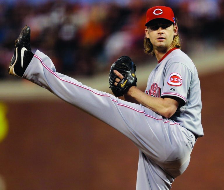 Marcio Jose Sanchez/AP
Bronson Arroyo allowed one hit and one walk in seven shutout innings as the Reds trounced the Giants to take a 2-0 lead in their NL Division Series.