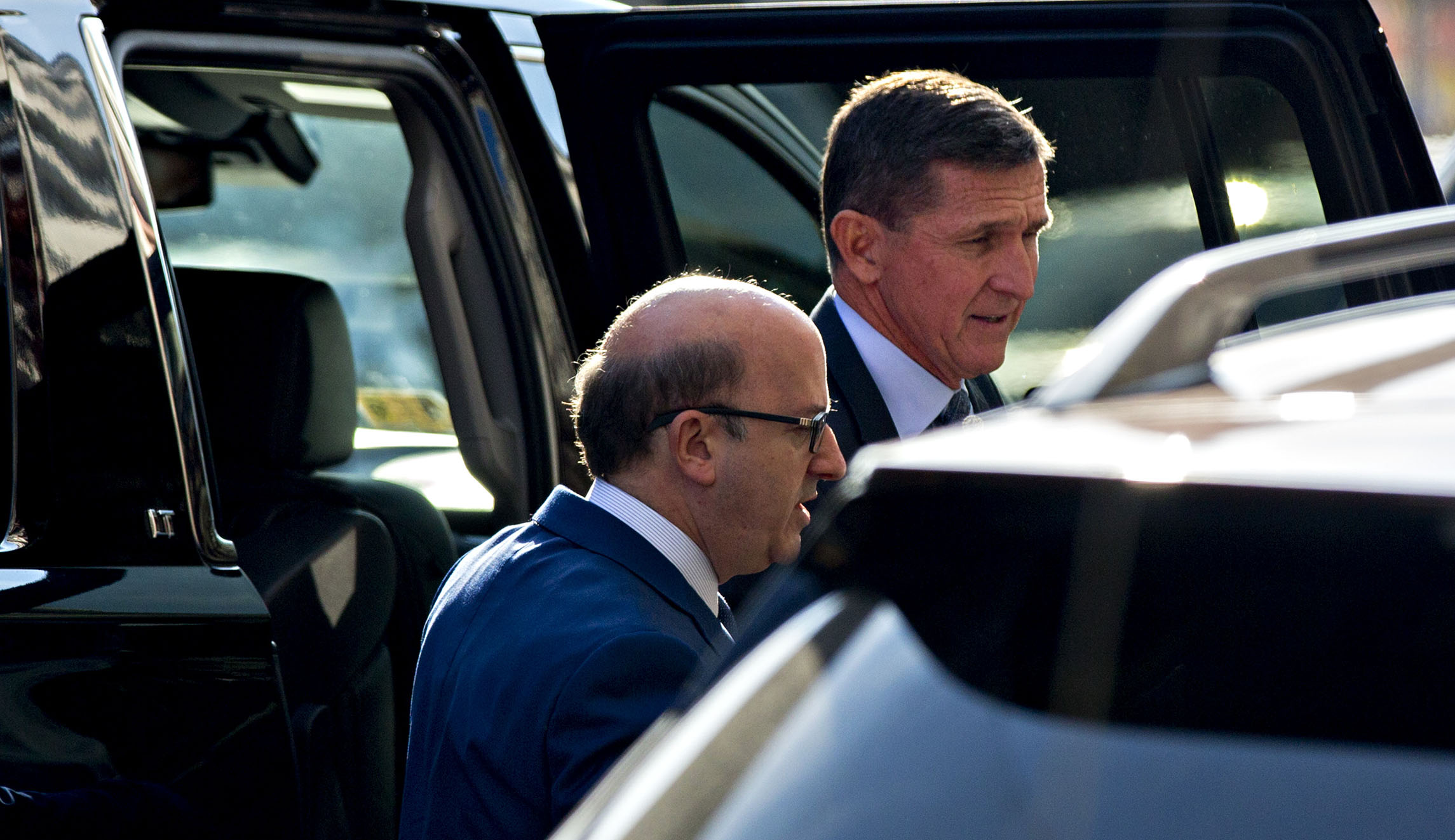 Michael Flynn to testify that Trump asked him to make contact with Russians: Report