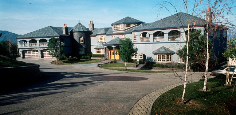   FILE - In this Dec. 16, 1993 file photo is an outside view of the mansion in Novato, Calif., bought by former Ukranian Prime Minister Pavel Lazarenko for $6.7 million. A Marin County home owned by the now-imprisoned former prime minister of Ukraine has become a problem for the county. The county is trying to collect $2.1 million in back taxes and late payment fines on Lazarenkoâs property. The home was also recently vandalized by teenagers, who made off with a Pablo Picasso lithograph worth an estimated $30,000. (AP Photo/Martin E. Klimek, The Marin Independent Journal, File)  