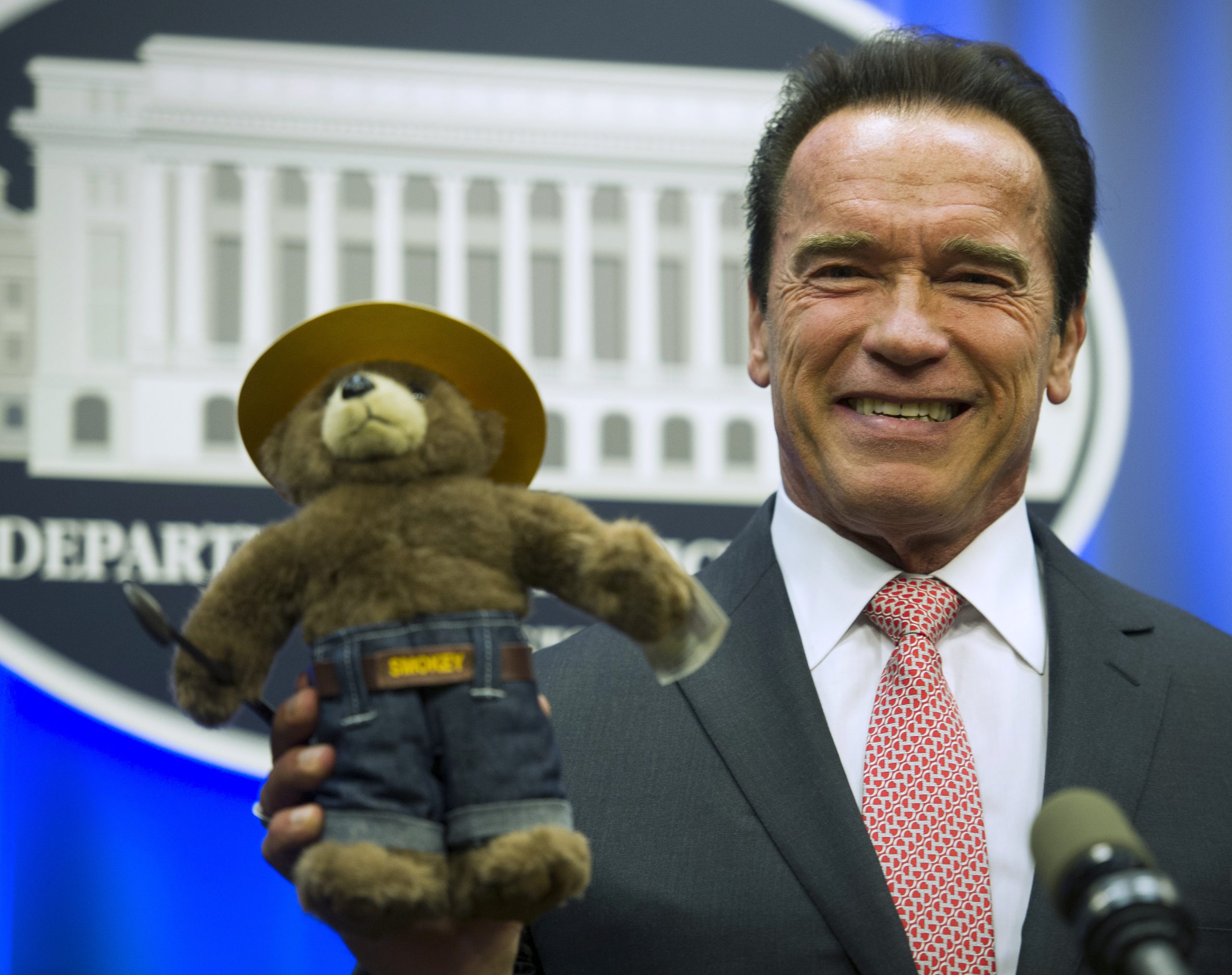 Agency names Arnold Schwarzenegger honorary ranger