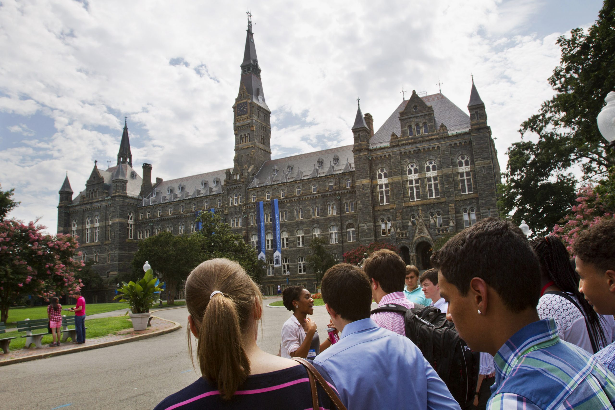 College endowments have strong year