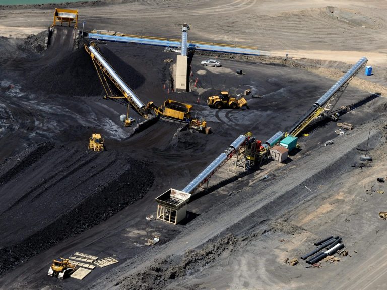 After W Va. embarrassment, Obama embraces coal