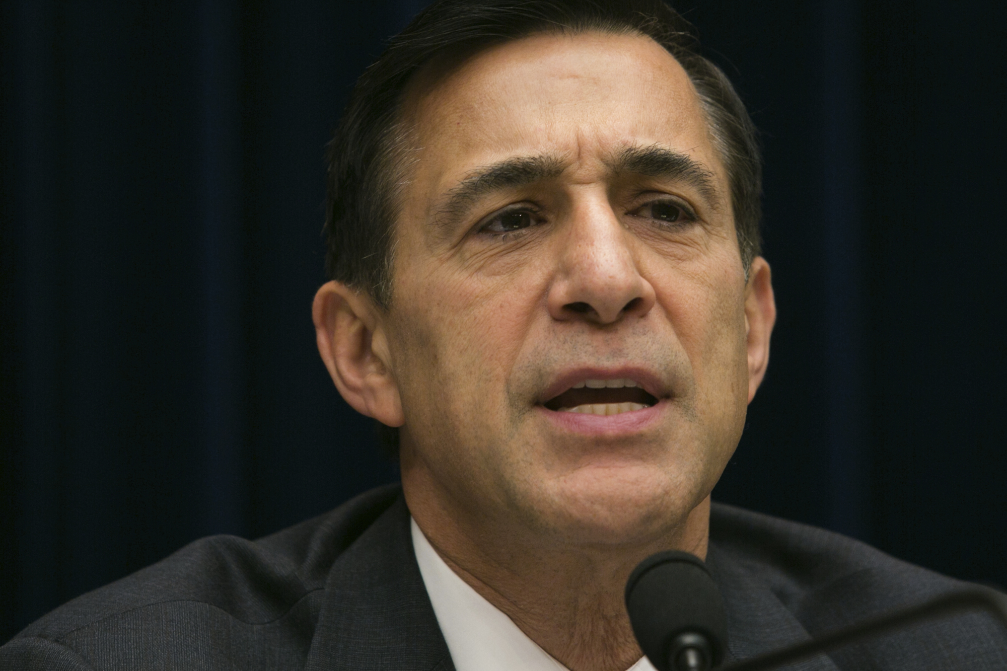 Tense exchange between Darrell Issa, Elijah Cummings after Lois Lerner-IRS hearing