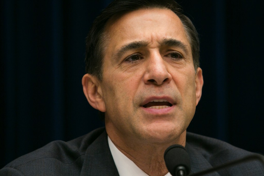 Tense exchange between Darrell Issa, Elijah Cummings after Lois Lerner-IRS hearing