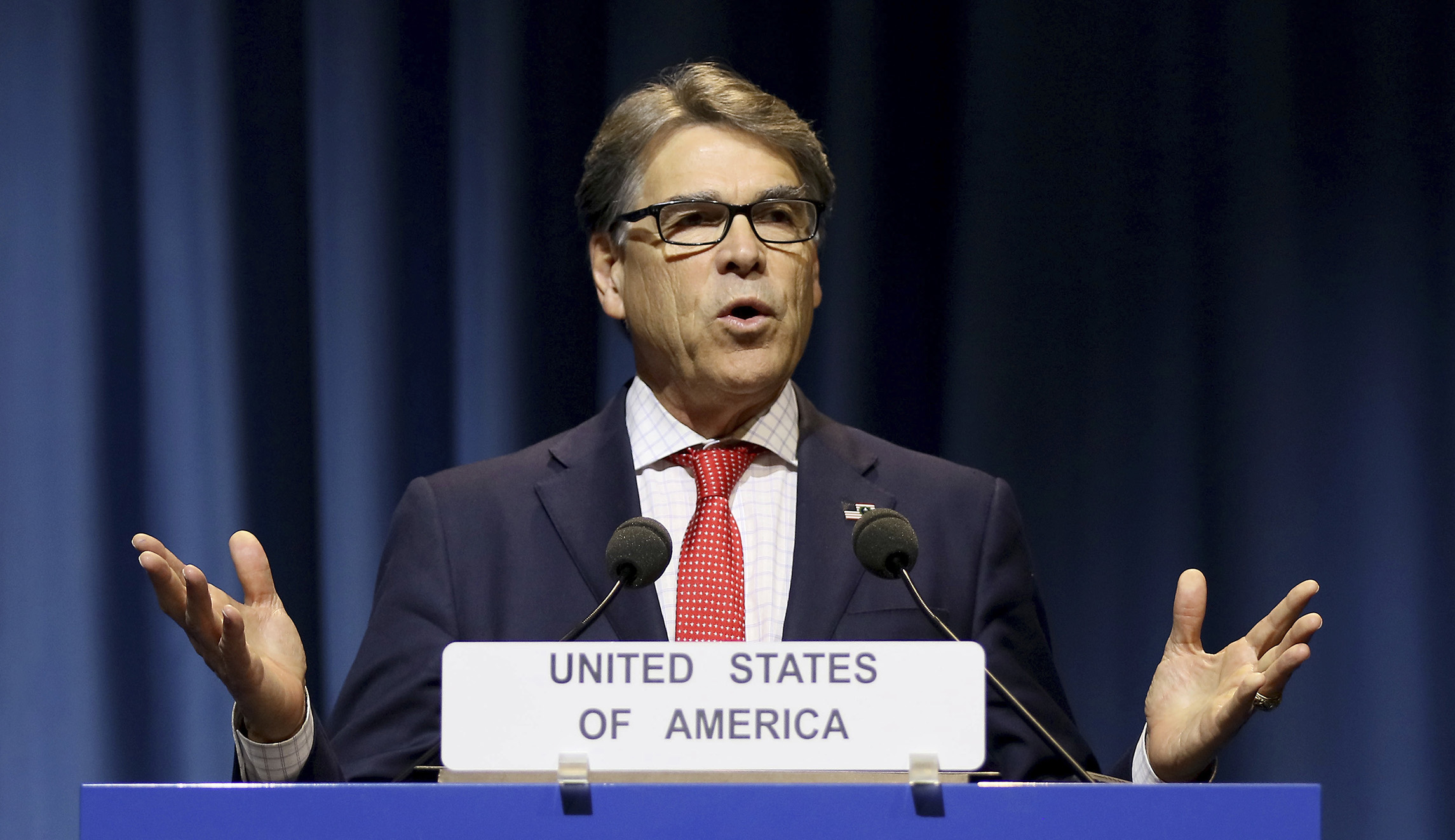 Rick Perry: Cleaner fossil fuels are key to Trump’s ‘new energy realism’