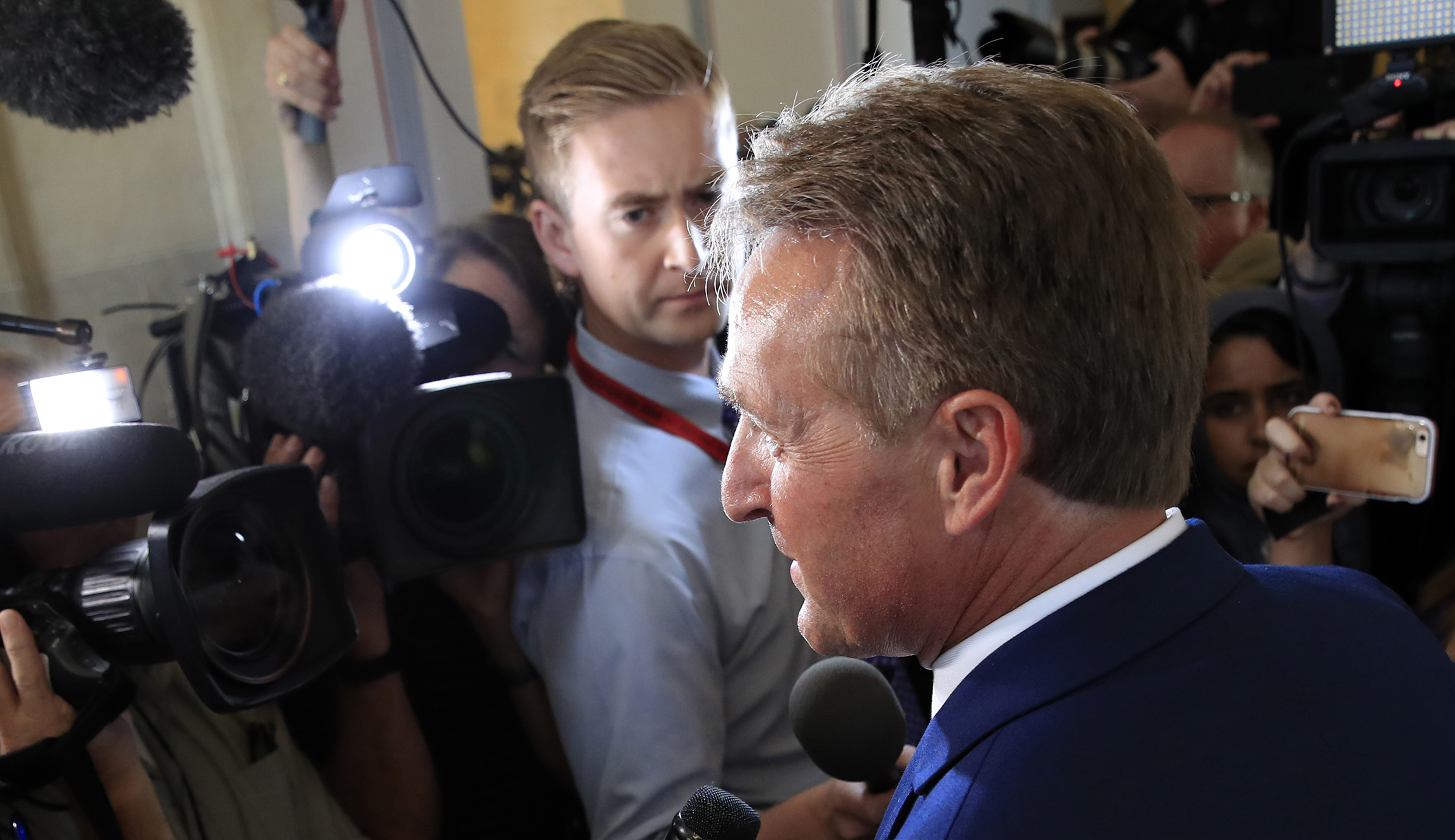 Flake folds to Trump in the face of a debased base