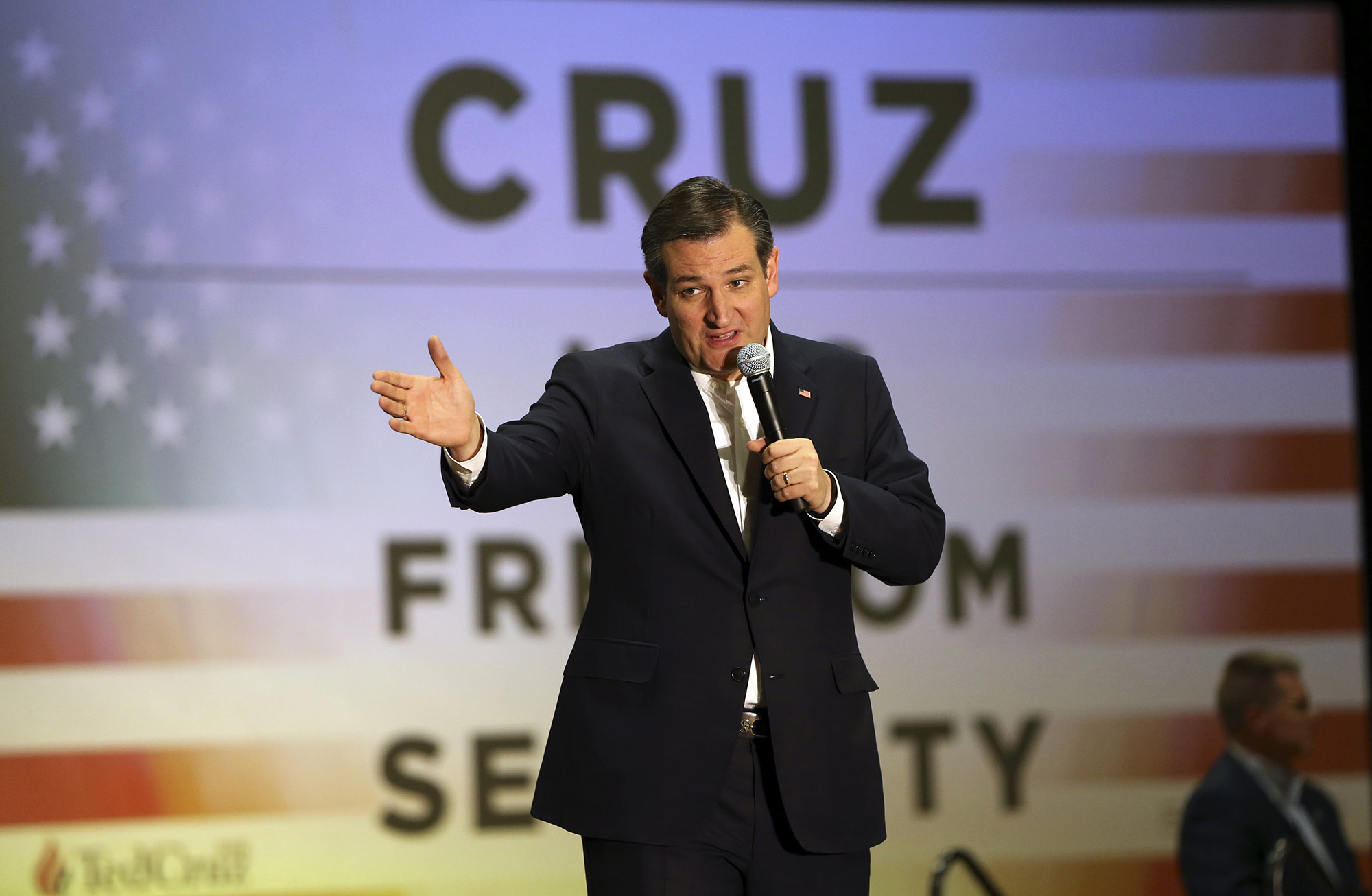 What ‘momentum’ means in politics — and why Cruz doesn’t have it
