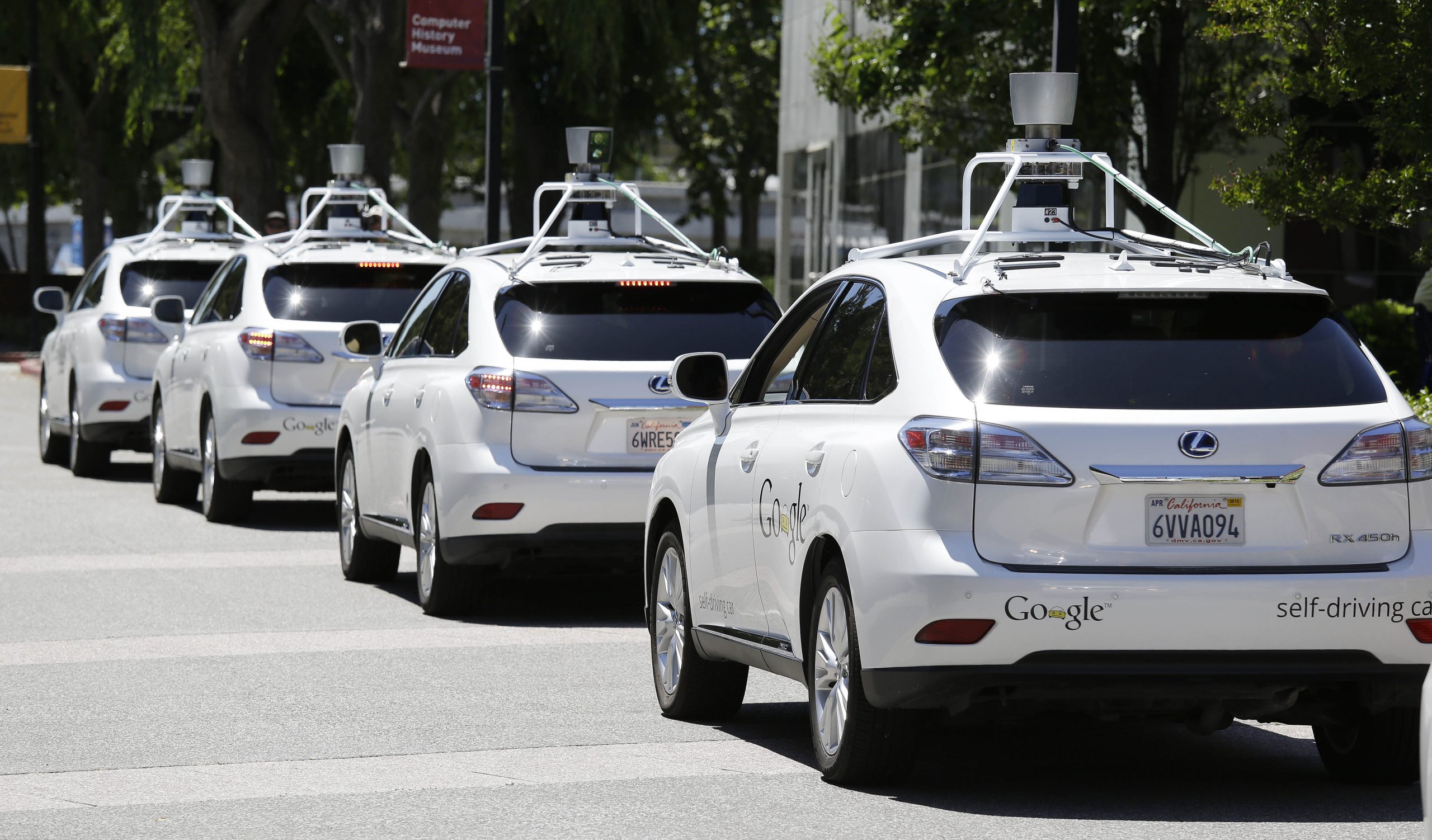 Self-driving cars now need a permit in California