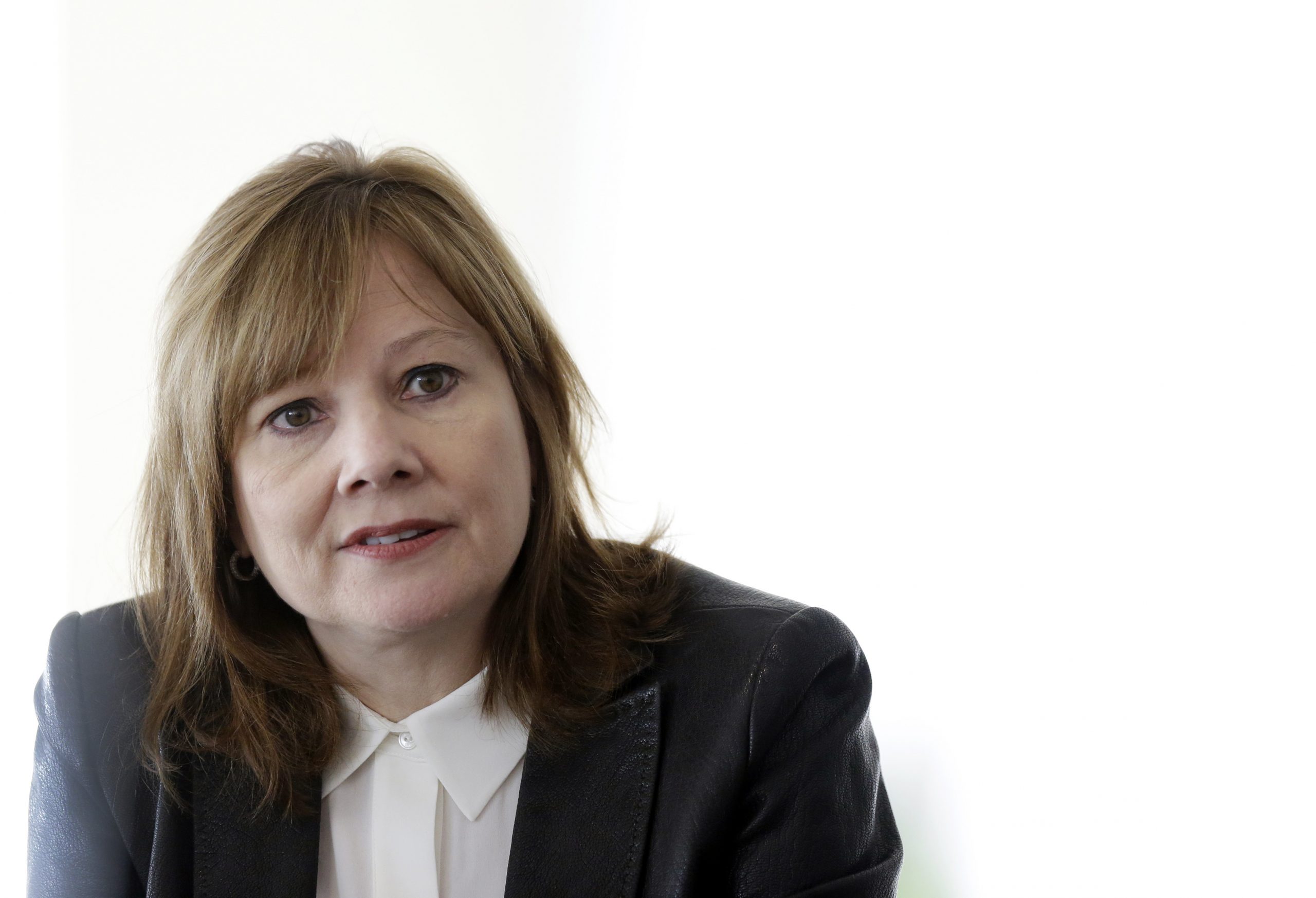 Barra to stay the course at GM, but accelerate