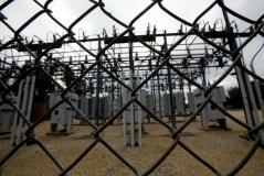 Senators want to go low-tech to improve electrical grid security