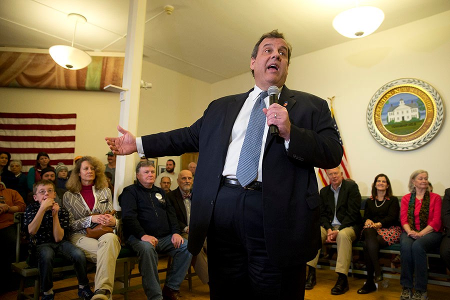 What Chris Christie might gain by knocking down Marco Rubio