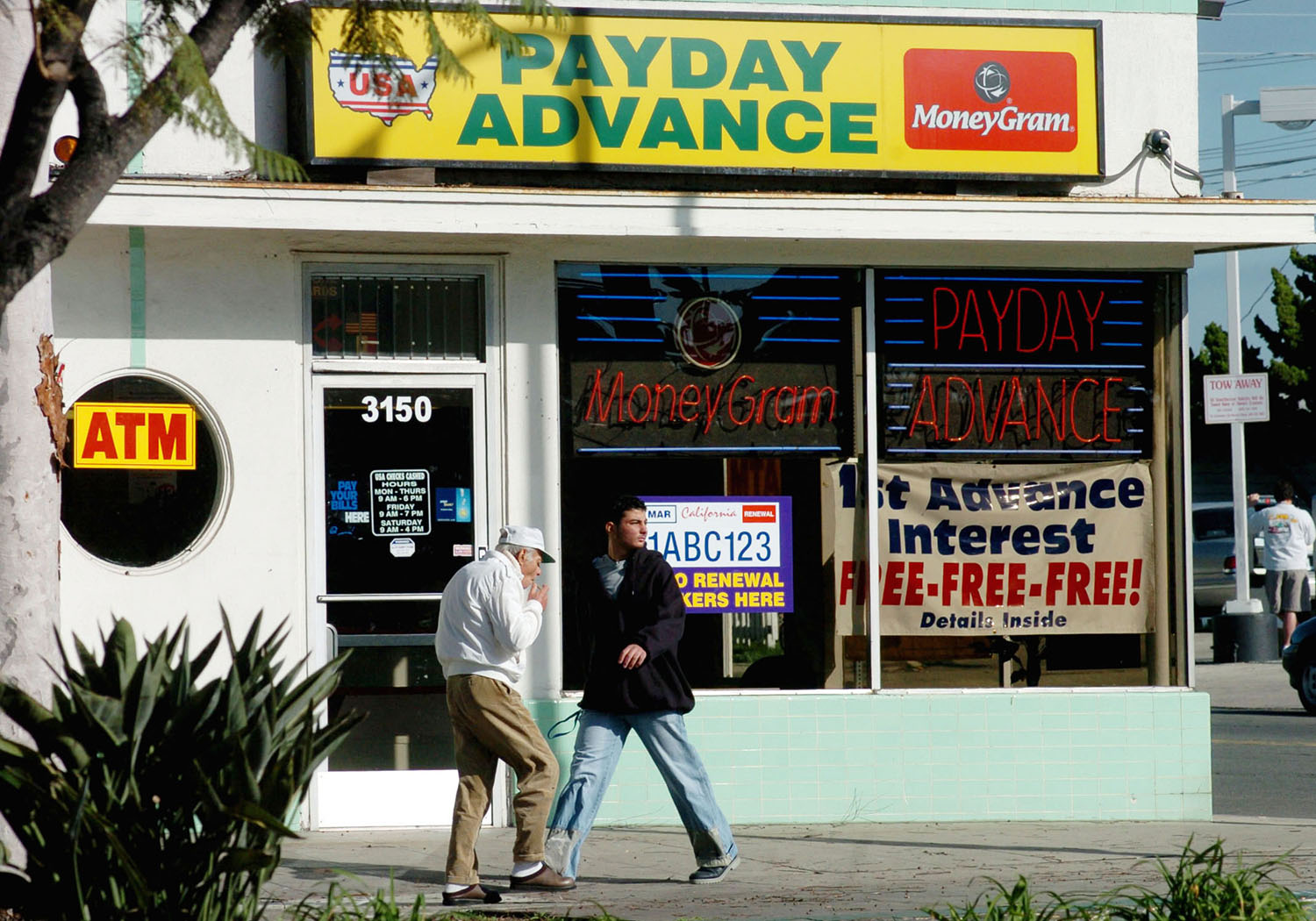 Industry threatens suit over payday lending rule