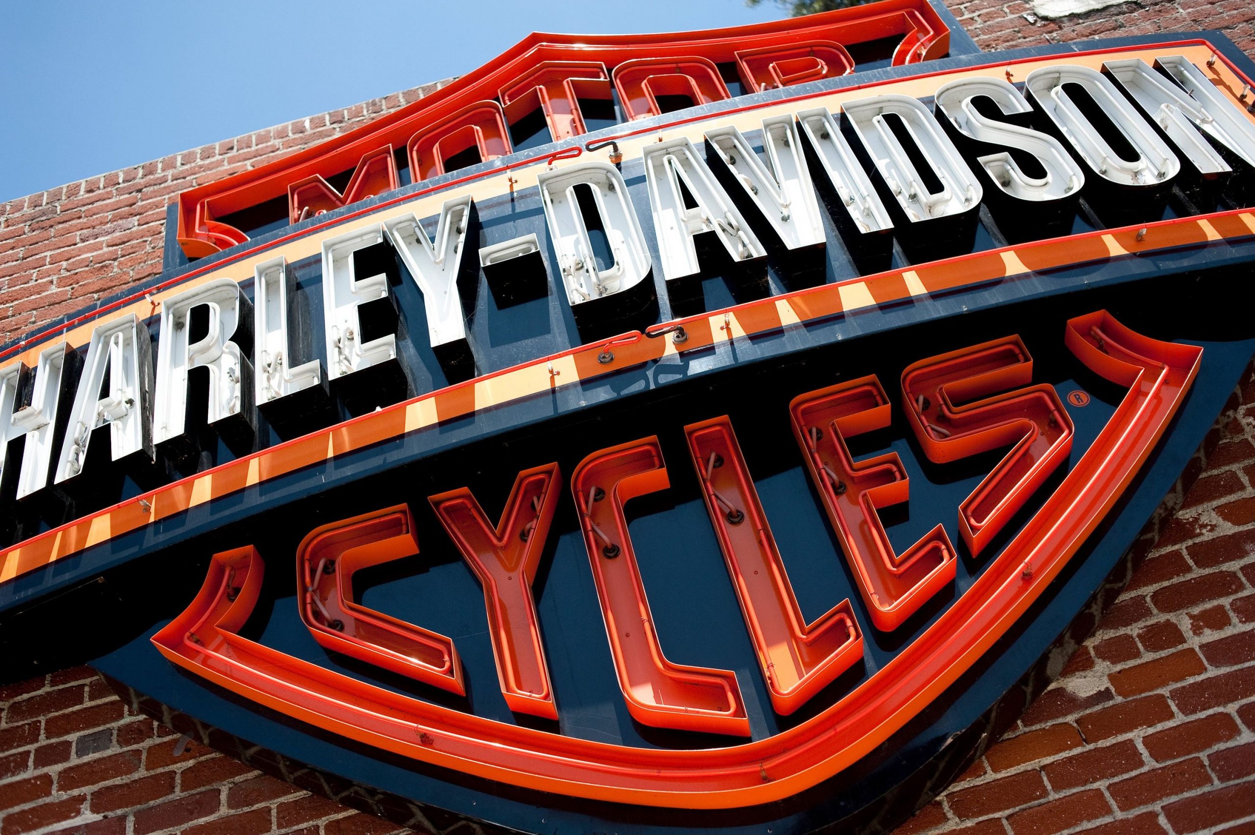Harley-Davidson 4Q earnings up 6.8 percent
