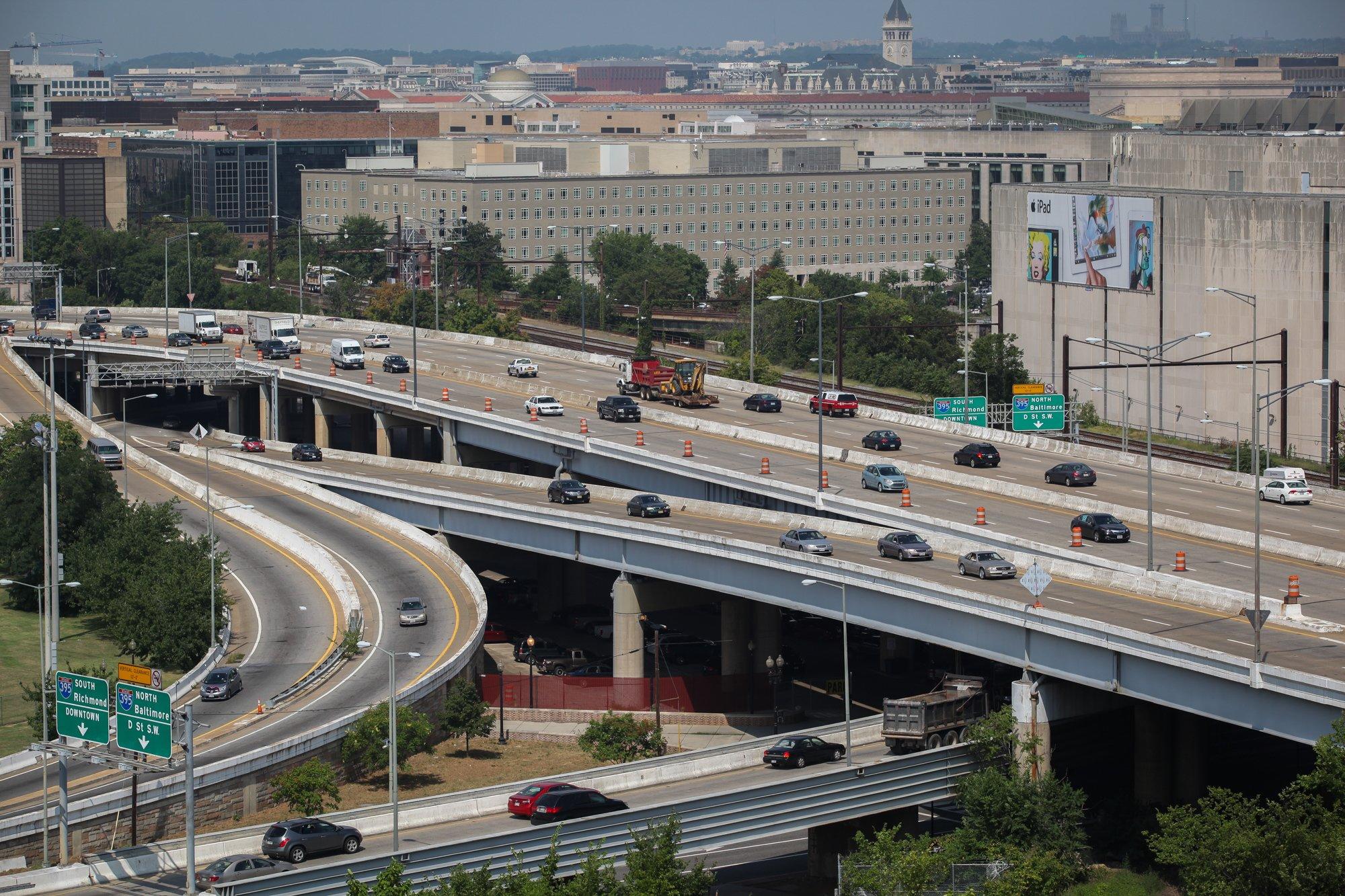 Congress faces highway funding impasse as deadline nears