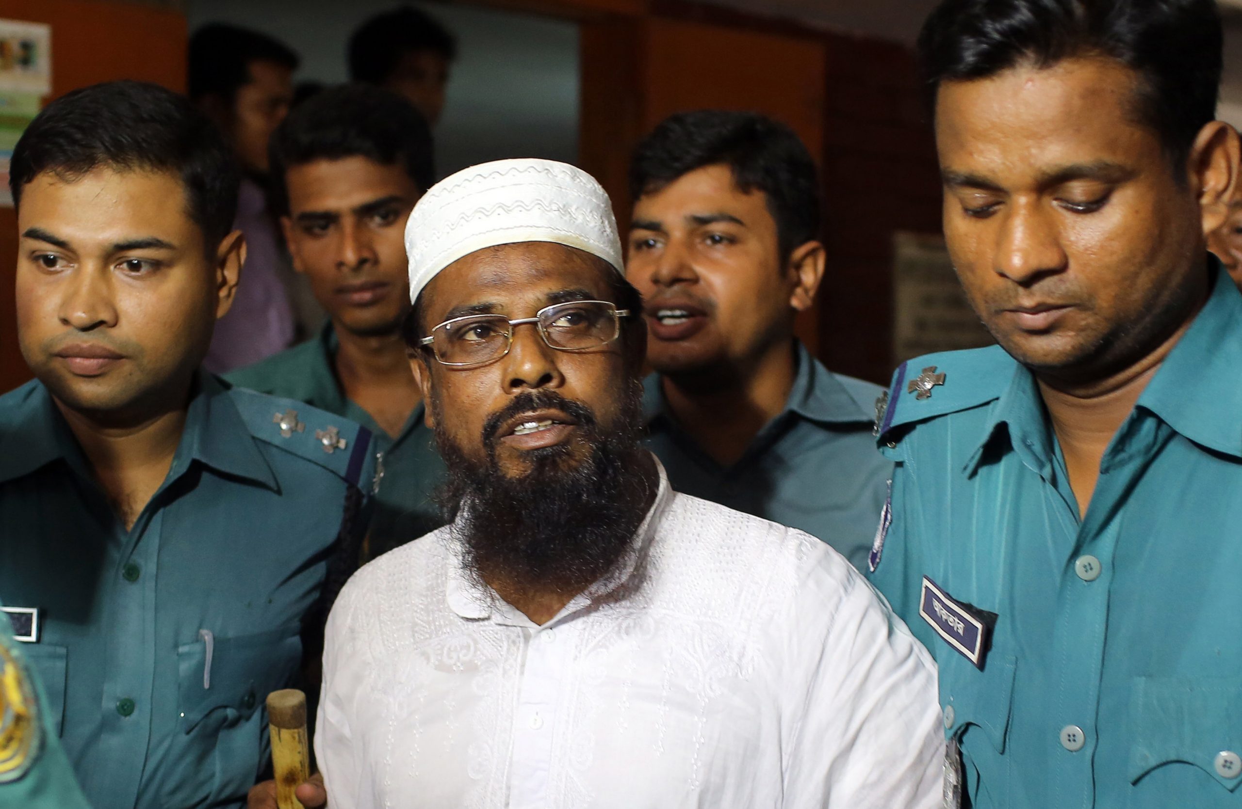 Bangladesh sentence 8 to death in bombing case