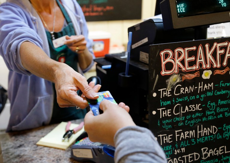 Forecasters in the private sector had expected GDP growth to rebound modestly to just under 3 percent. (AP Photo/Elise Amendola)