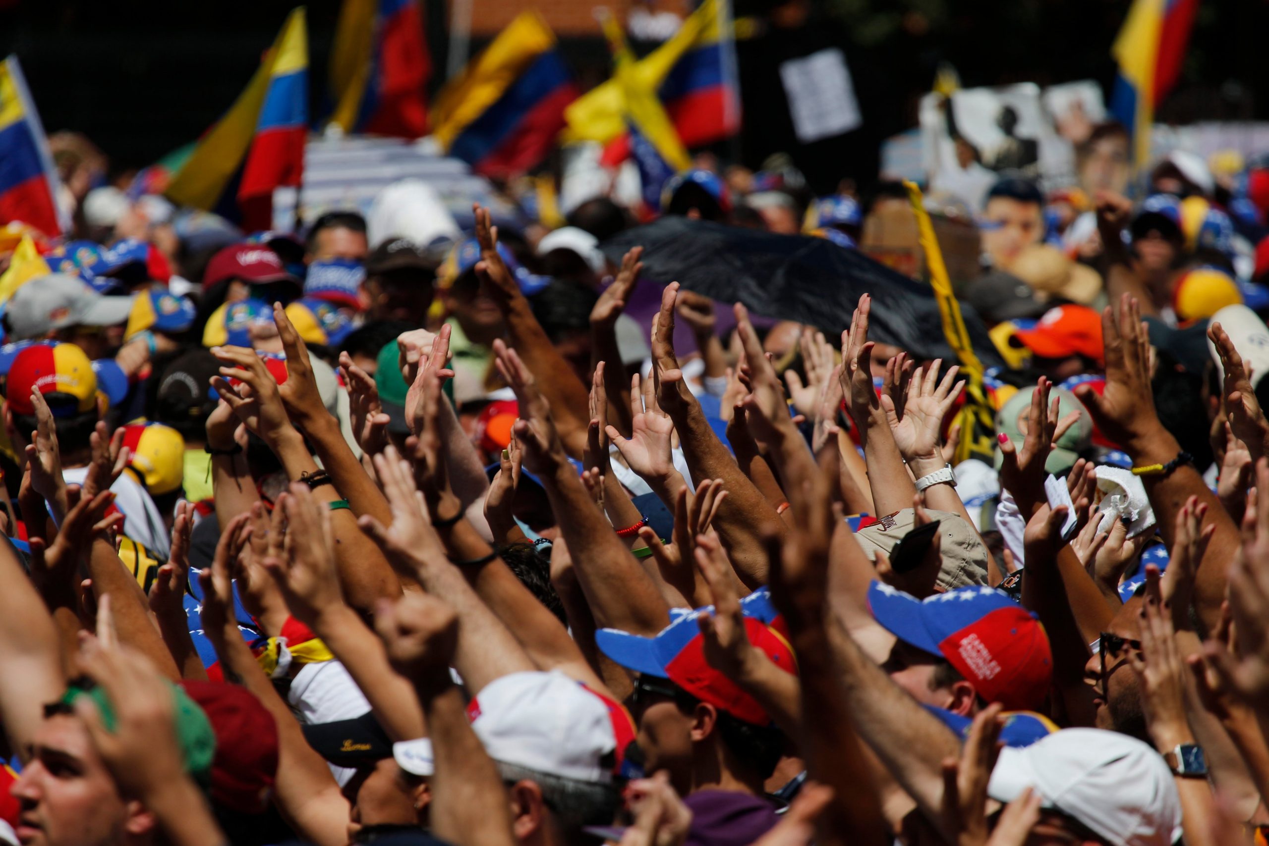 3 more deaths in Venezuela as both sides march