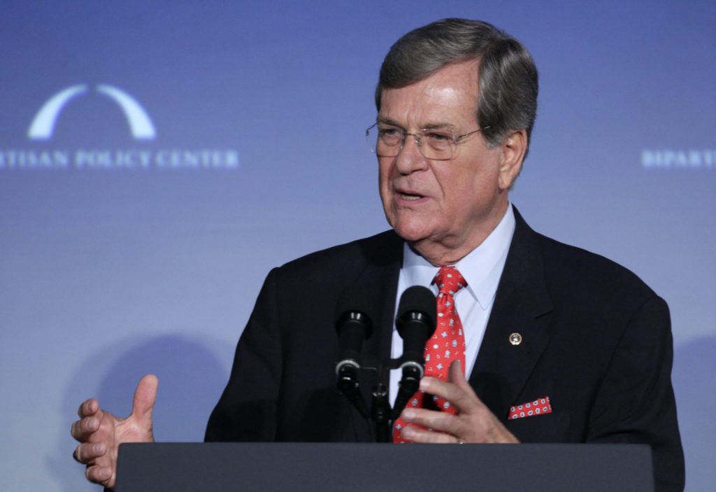 Former GOP leader turned lobbyist wants Congress to fix Obamacare