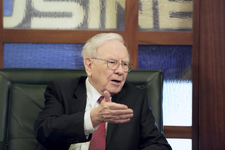 Warren Buffett noted about Fannie Mae and Freddie Mac that a regulatory agency devoted to them made no difference. (AP)