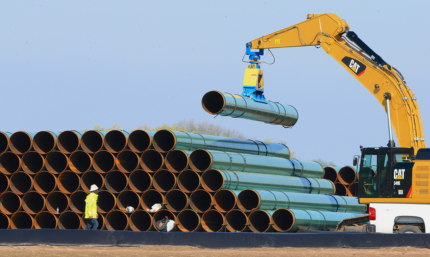 Dakota Access executive tries to avoid PR fight ahead of D.C. talks