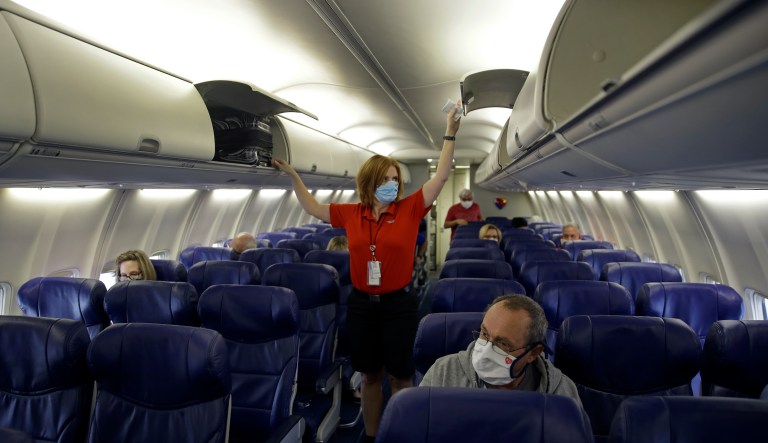 Airlines blame booze, not abominable conditions, for soaring in-flight fights
