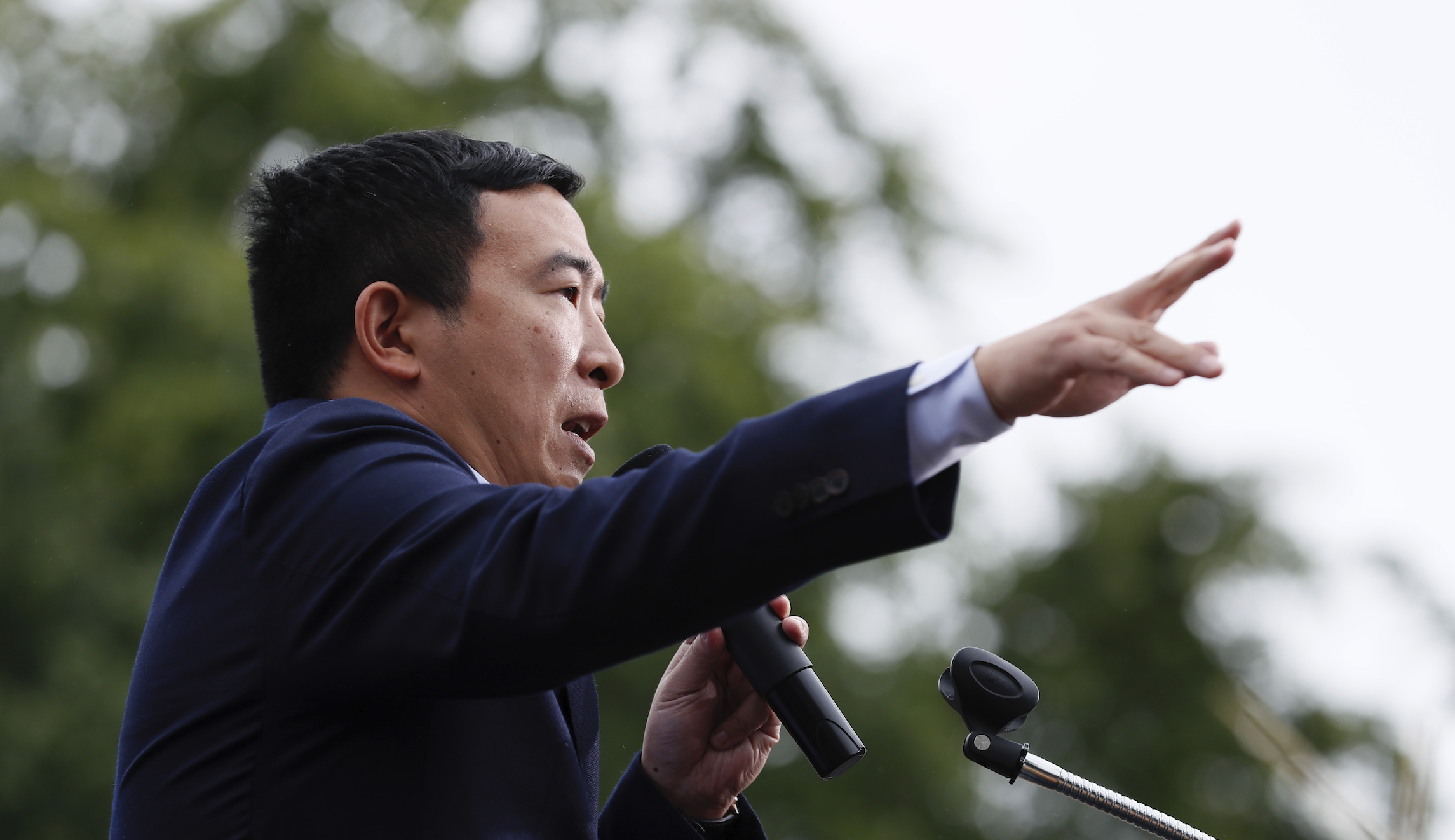 Andrew Yang fundraising skyrockets to $10M in third quarter