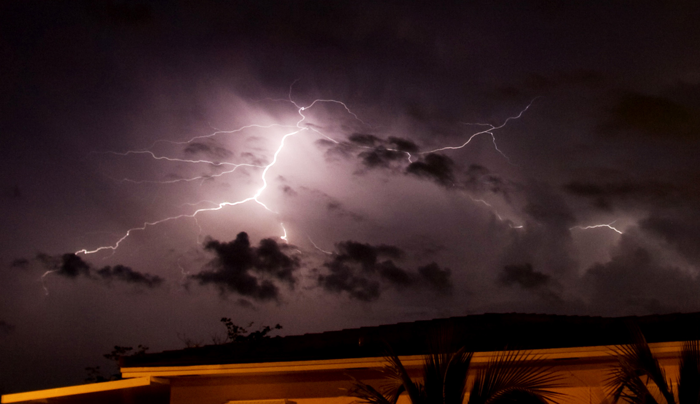 Florida motorcyclist died from electrocution and burns in lightning strike