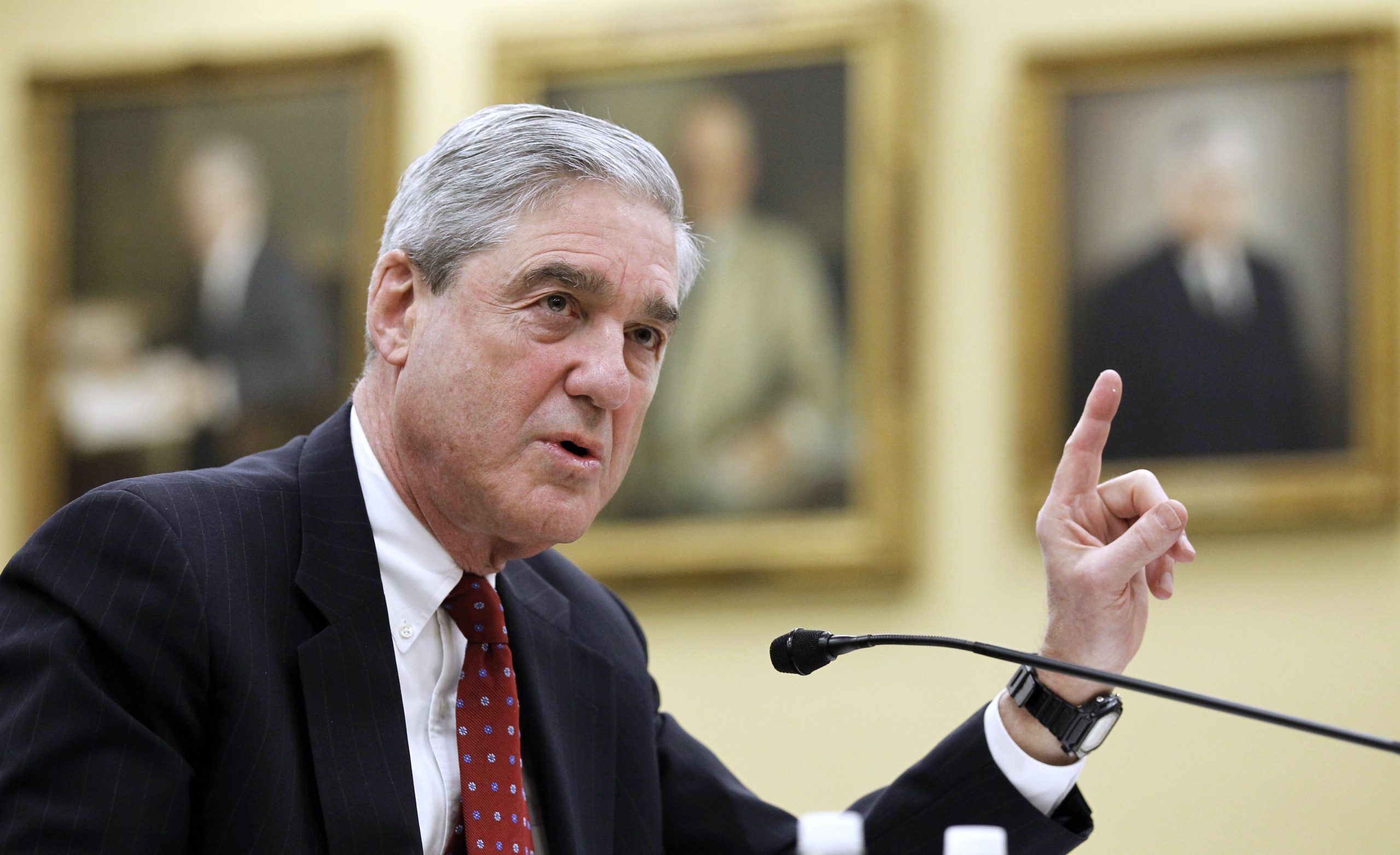 Robert Mueller testifying on Capitol Hill
